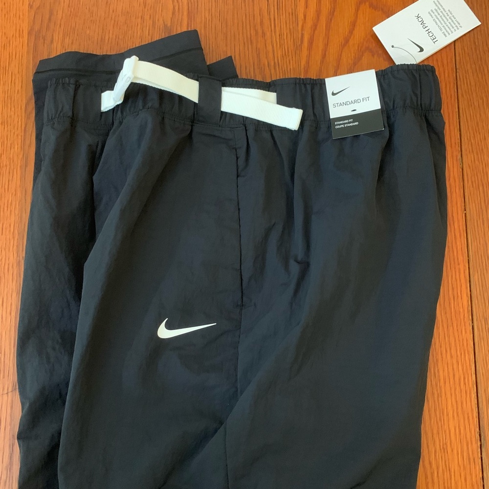 Nike Womens Sportswear Tech Pac Woven Pants